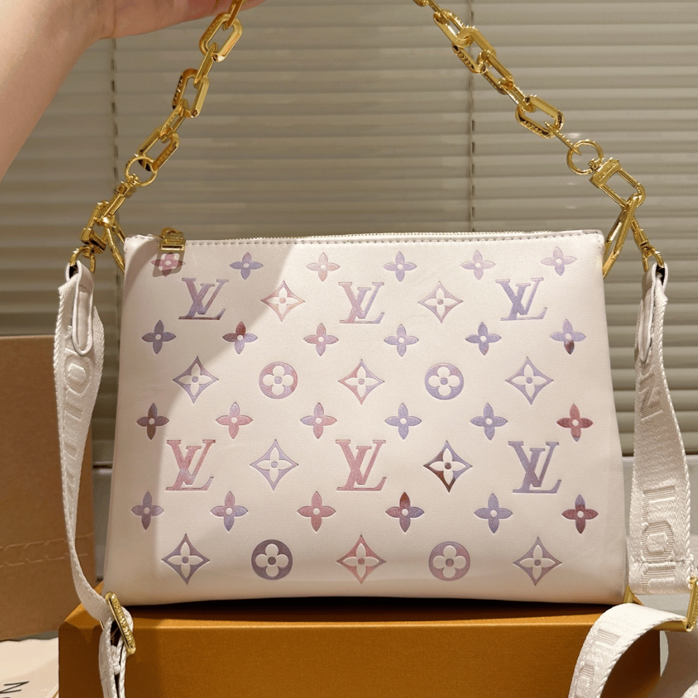 Louis Vuitton Coussin PM Dream Cream 10.2-Inch M25507