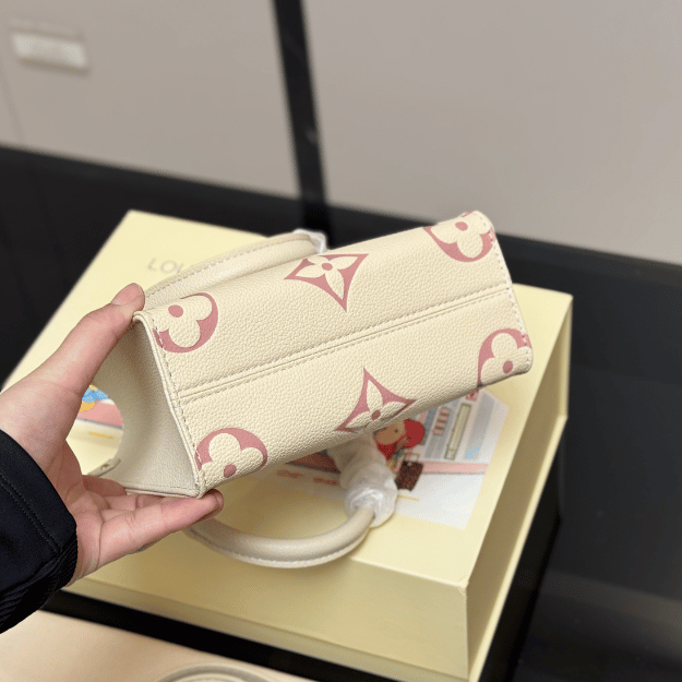 Louis Vuitton Onthego Mini Monogram Ivory Pink 7 Inches