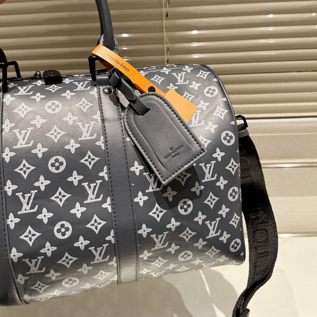 Louis Vuitton Keepall 40 Monogram Eclipse Dark Navy 15.7 Inches