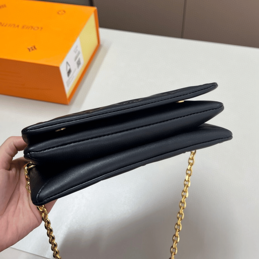 Louis Vuitton Pochette Coussin Black 7.9 Inches M82116
