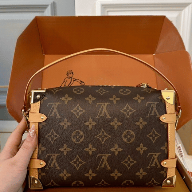 Louis Vuitton Side Trunk MM Monogram 9.3 Inches M46358