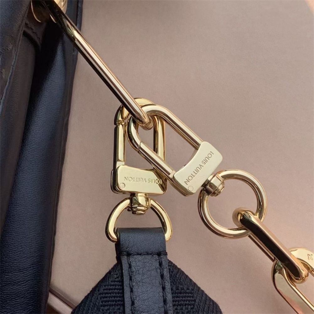 Louis Vuitton Coussin PM Black 10.2 Inches M57790