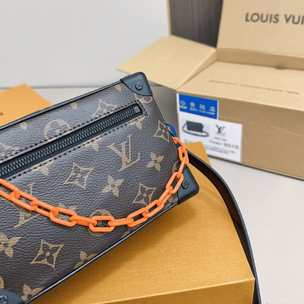 Louis Vuitton Soft Trunk Monogram 7.5 Inches