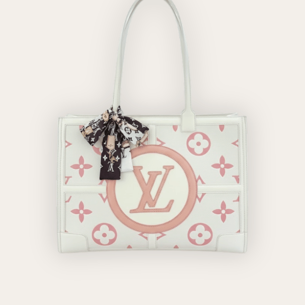 Louis Vuitton Onthego Small Ivory Strawberry Cream Monogram 9.8 Inches