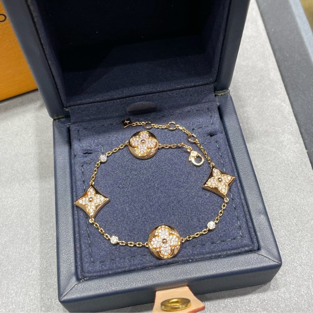 Louis Vuitton Color Blossom Bb Bracelet Gold With Crystals Q95650