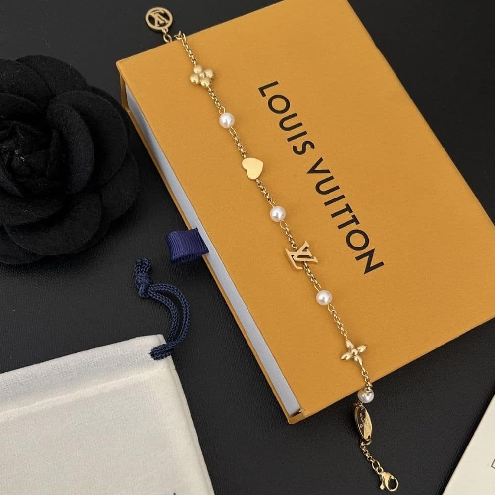 Louis Vuitton Lv Heart Bracelet M1105A