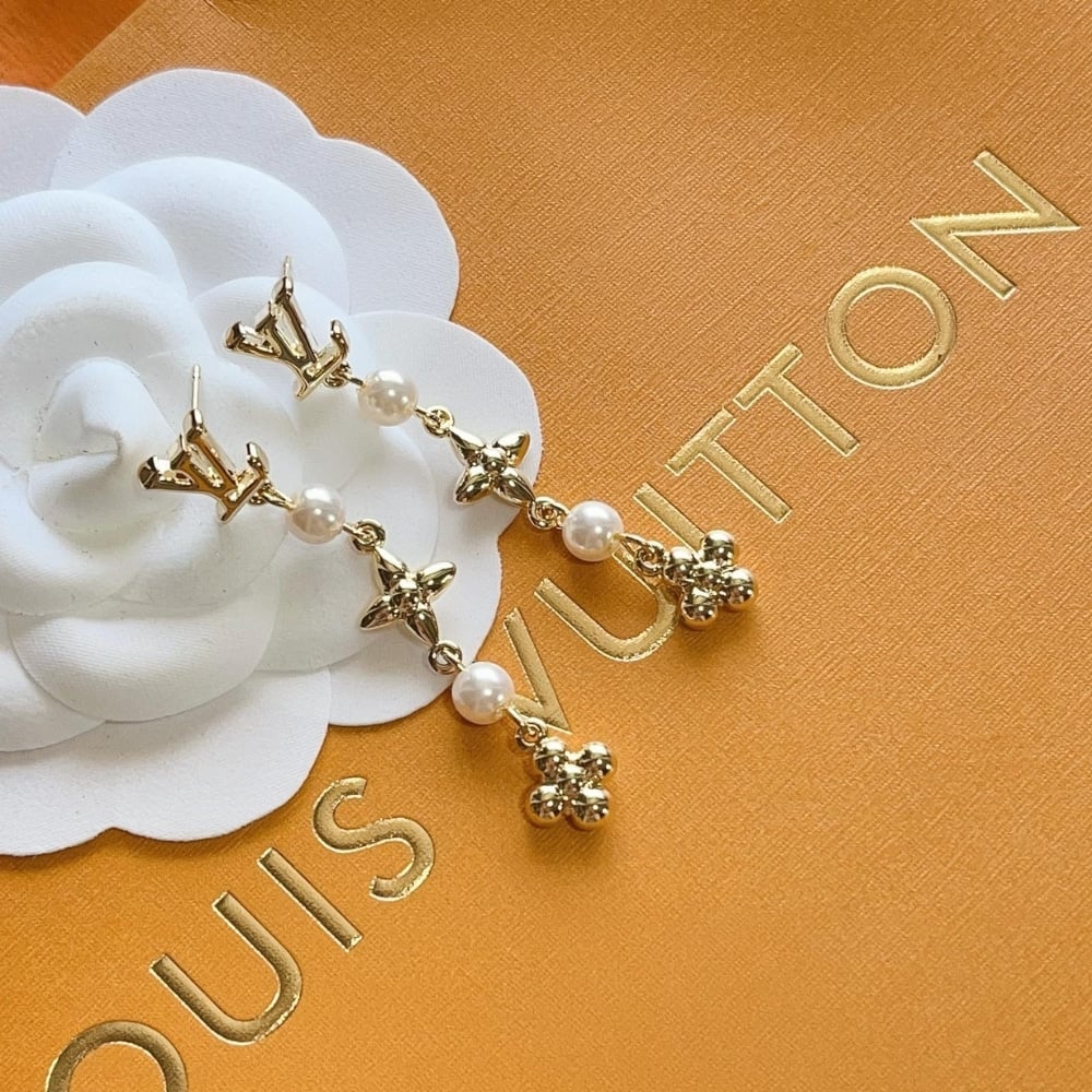 Louis Vuitton Louisa Earrings M01577