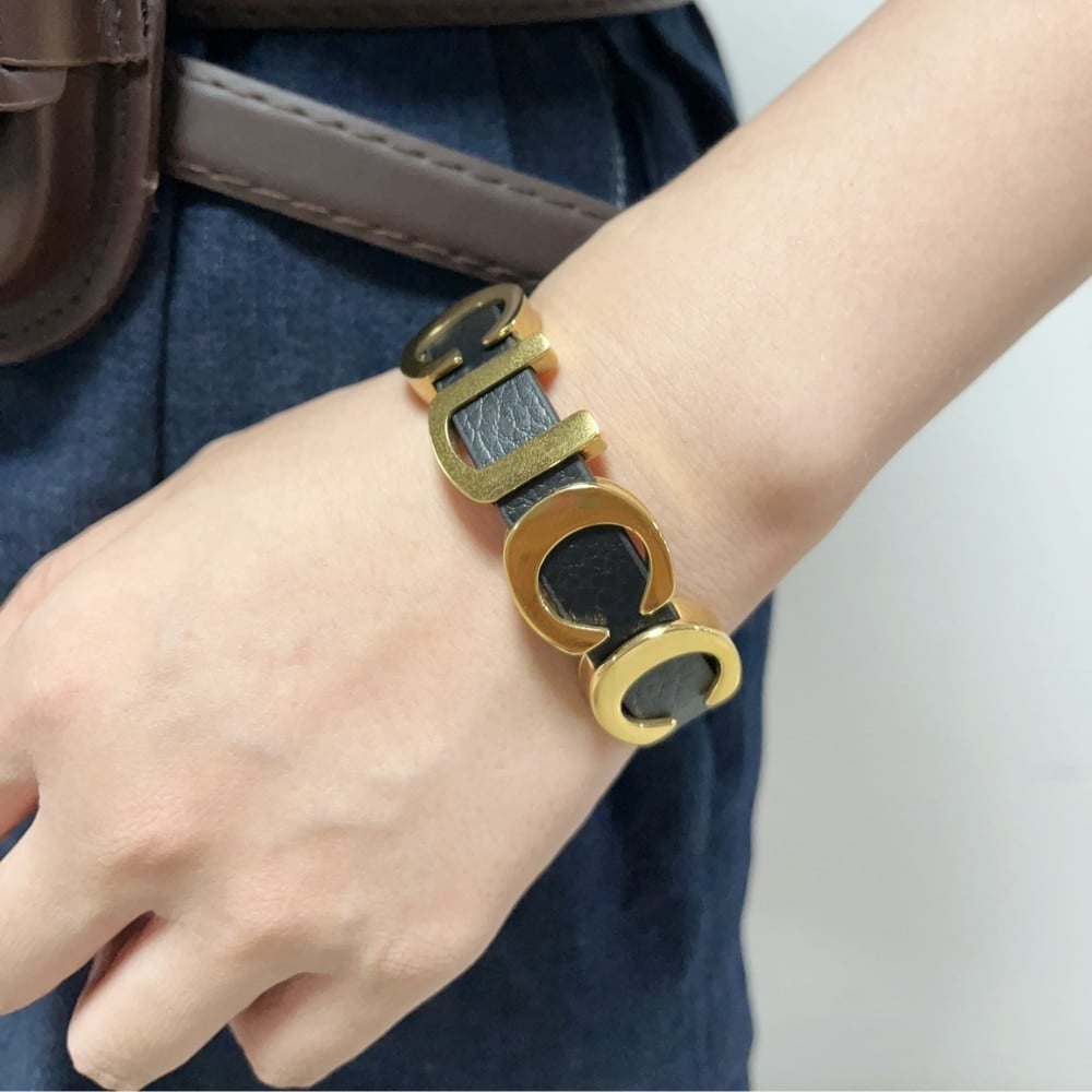 Gucci Leather Bracelet With Gucci Script