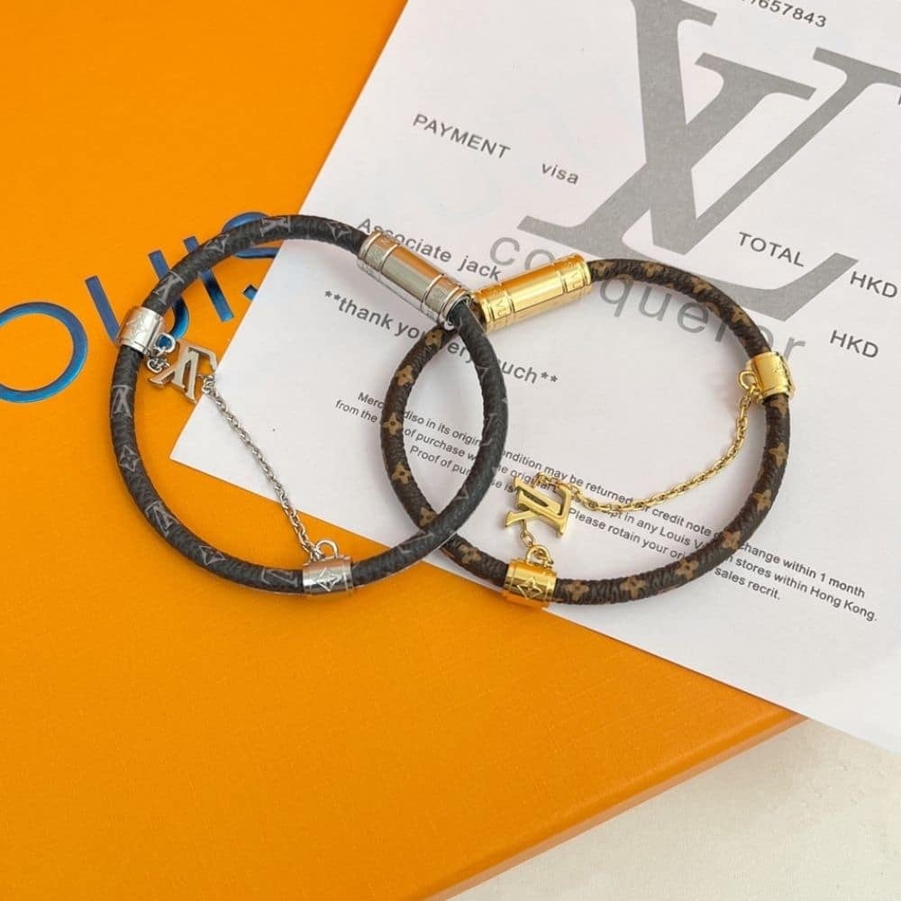 Louis Vuitton Chain It Bracelet Silver M8573E