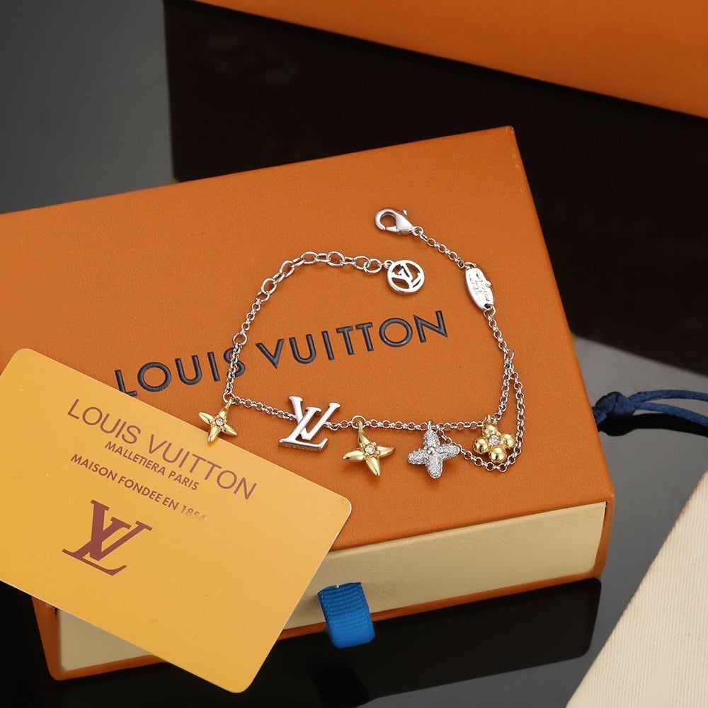 Louis Vuitton Lv Gram Bracelet With Flower Charms White Gold