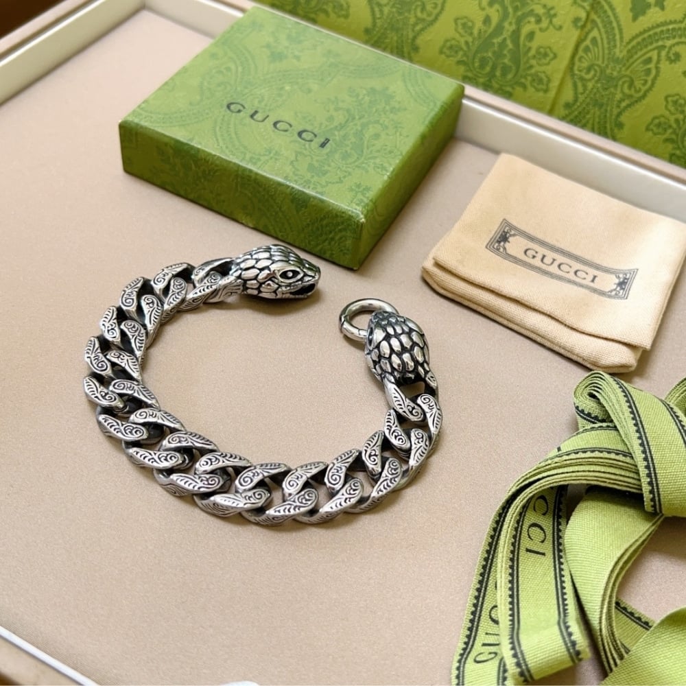 Gucci Snake Bracelet Silver