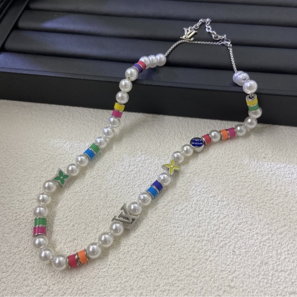 Louis Vuitton Mng Pearls Party Necklace Multicolor With Silver Metal M01500