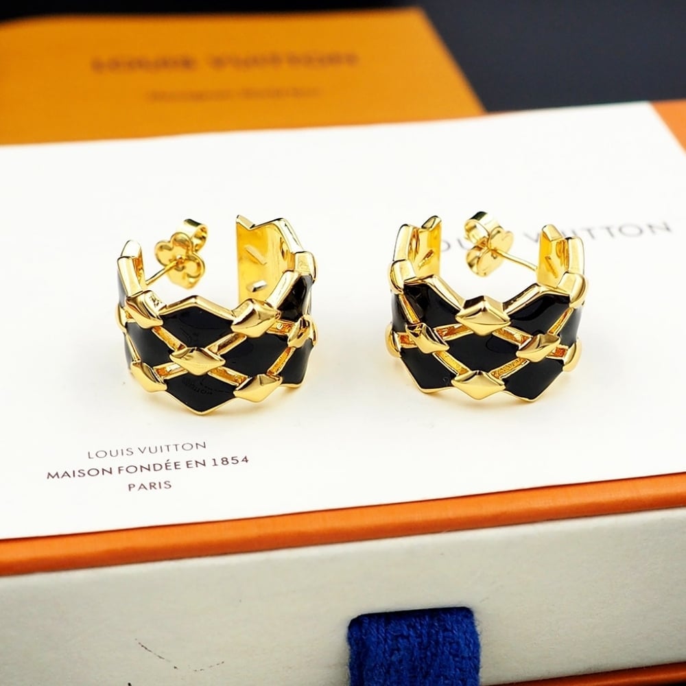 Louis Vuitton Lv Malletage Earrings Gold M01685
