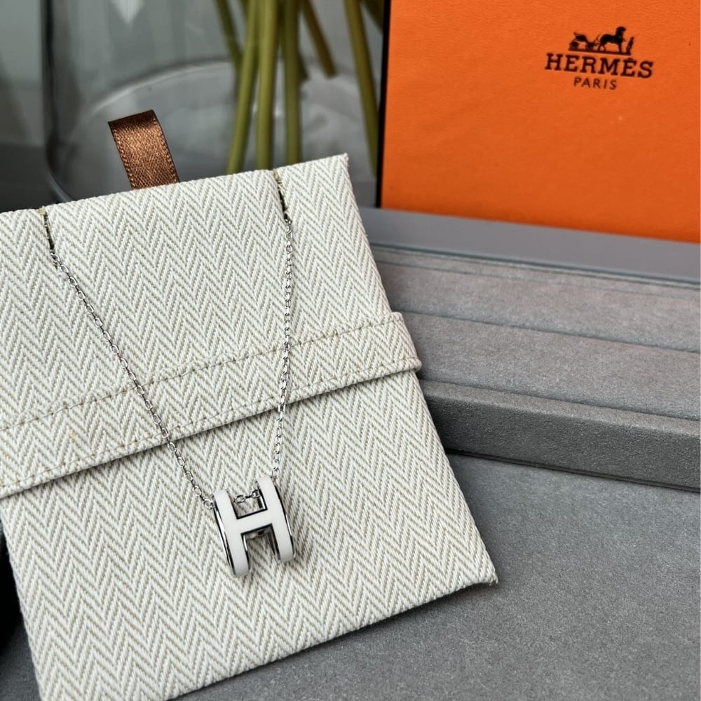 Hermes Mini Pop H Pendant Necklace White And Silver