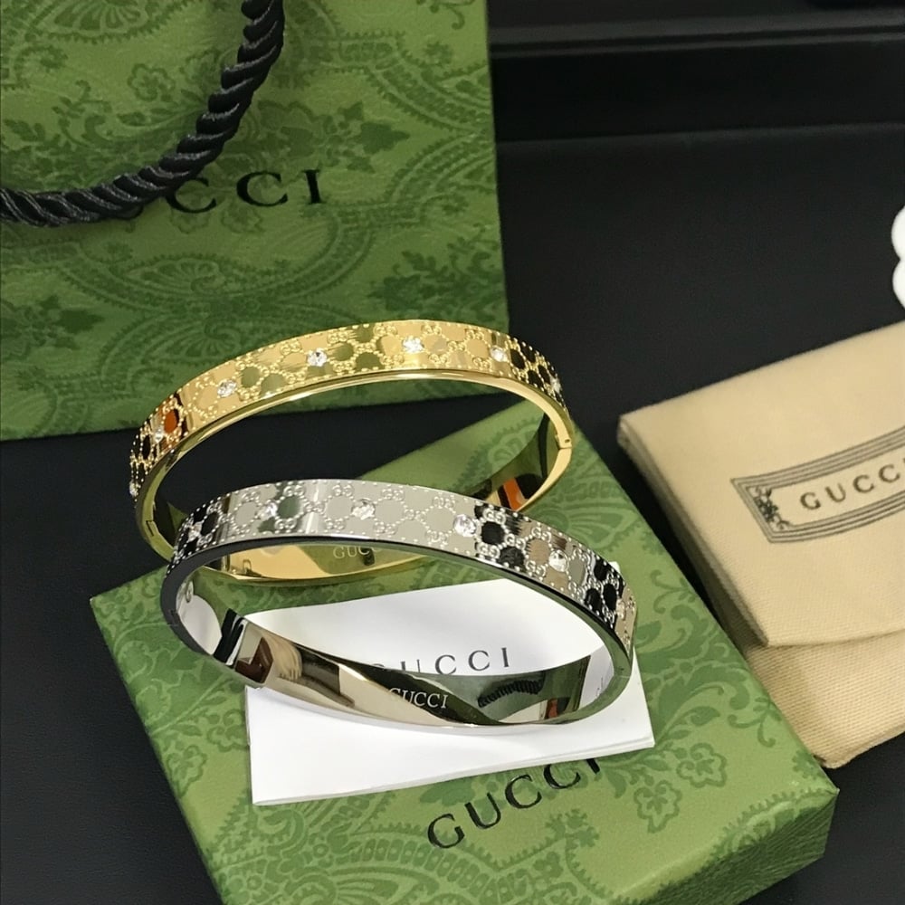 Gucci Cuff Bracelet Gold 8Mm