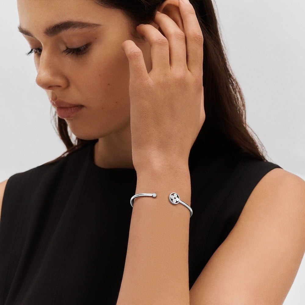 Louis Vuitton Idylle Blossom Twist Bracelet White Gold Tone Q95537