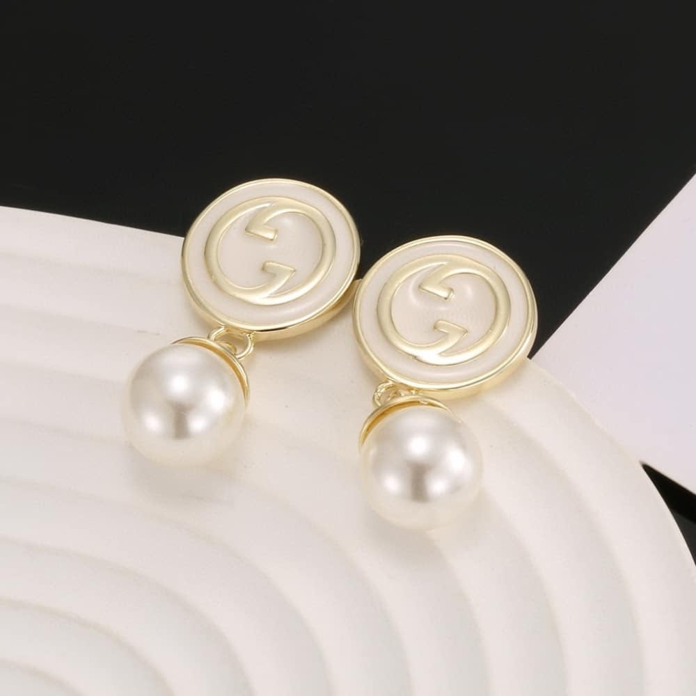 Gucci Blondie Pearl Drop Earrings Gold Tone 774612 I9757 8495