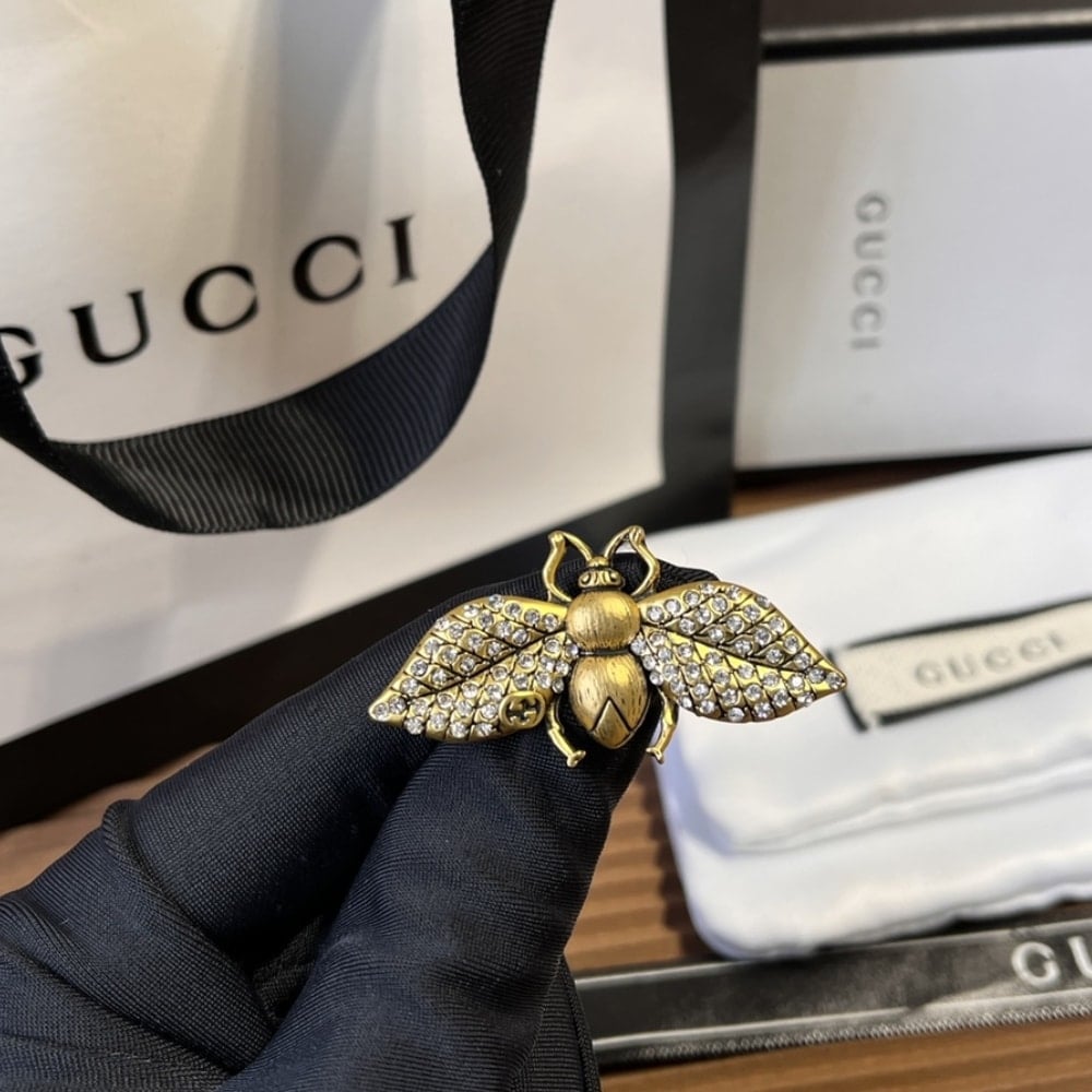 Gucci Gg Small Bee Brooch Gold