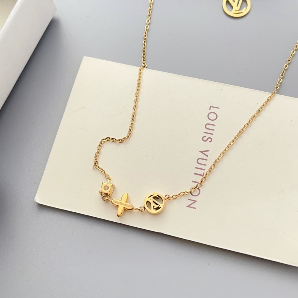 Louis Vuitton Petit Louis Necklace M00368