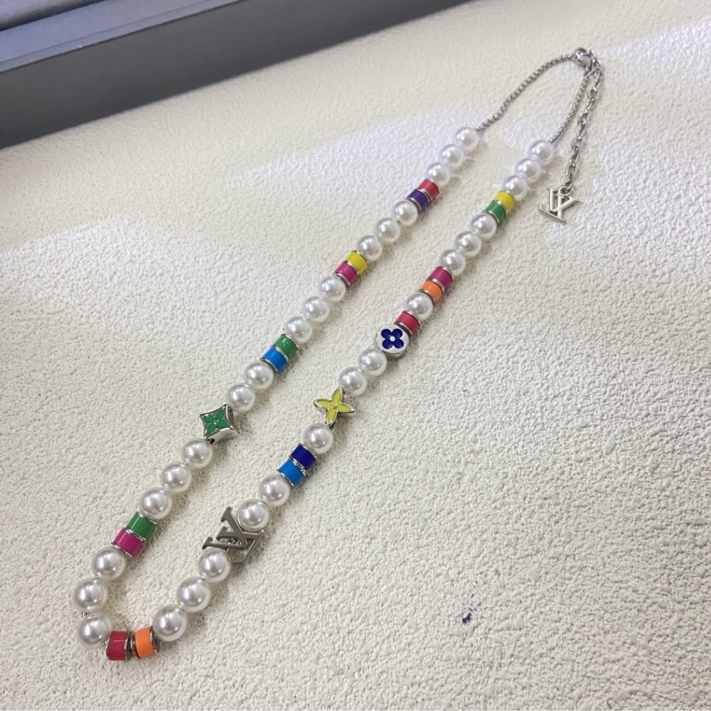 Louis Vuitton Mng Pearls Party Necklace Multicolor With Silver Metal M01500