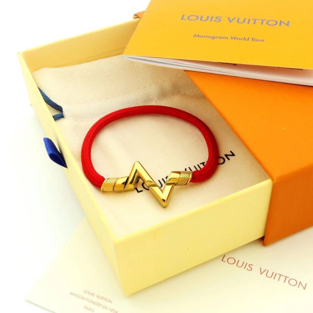 Louis Vuitton Lv Volt Upside Down Play Large Bracelet Yellow Gold Q05431