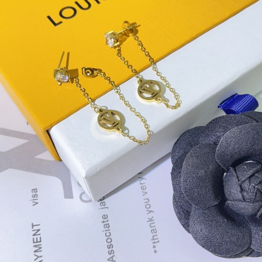 Louis Vuitton Petit Louis Earrings In Gold M00390