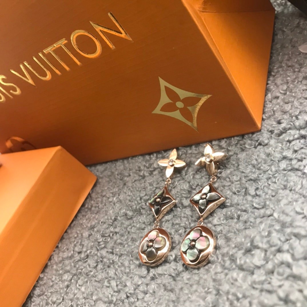 Louis Vuitton Blossom Long Earrings