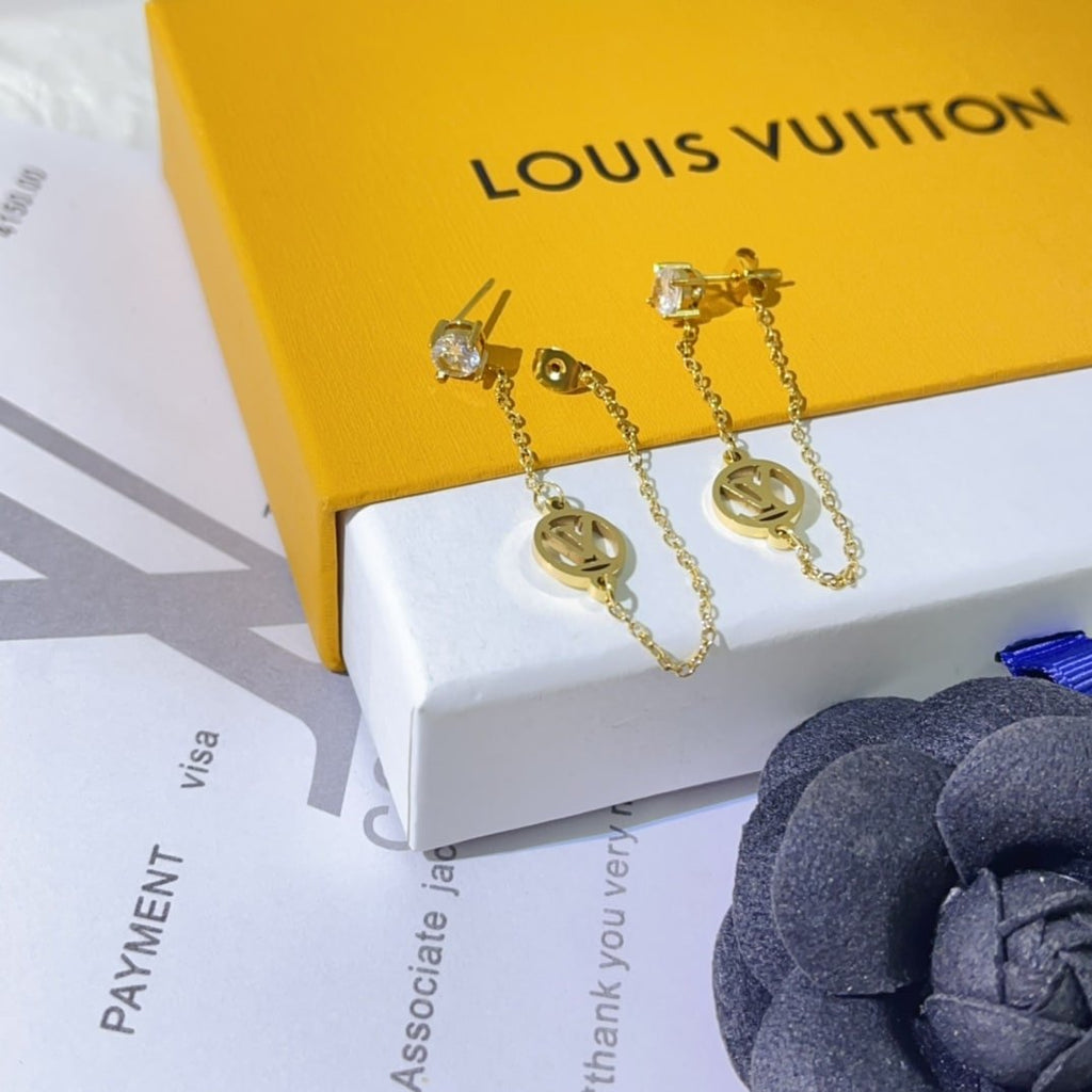Louis Vuitton Petit Louis Earrings In Gold M00390