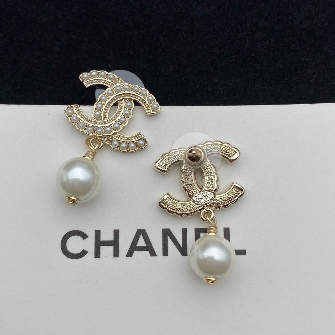 Chanel Cc Pearl Gold Earrings