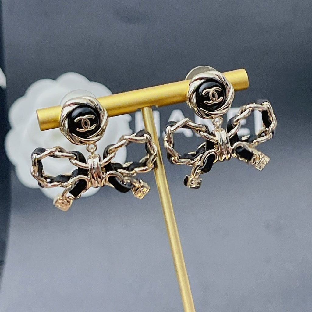 Chanel Metal Earrings Gold And Black