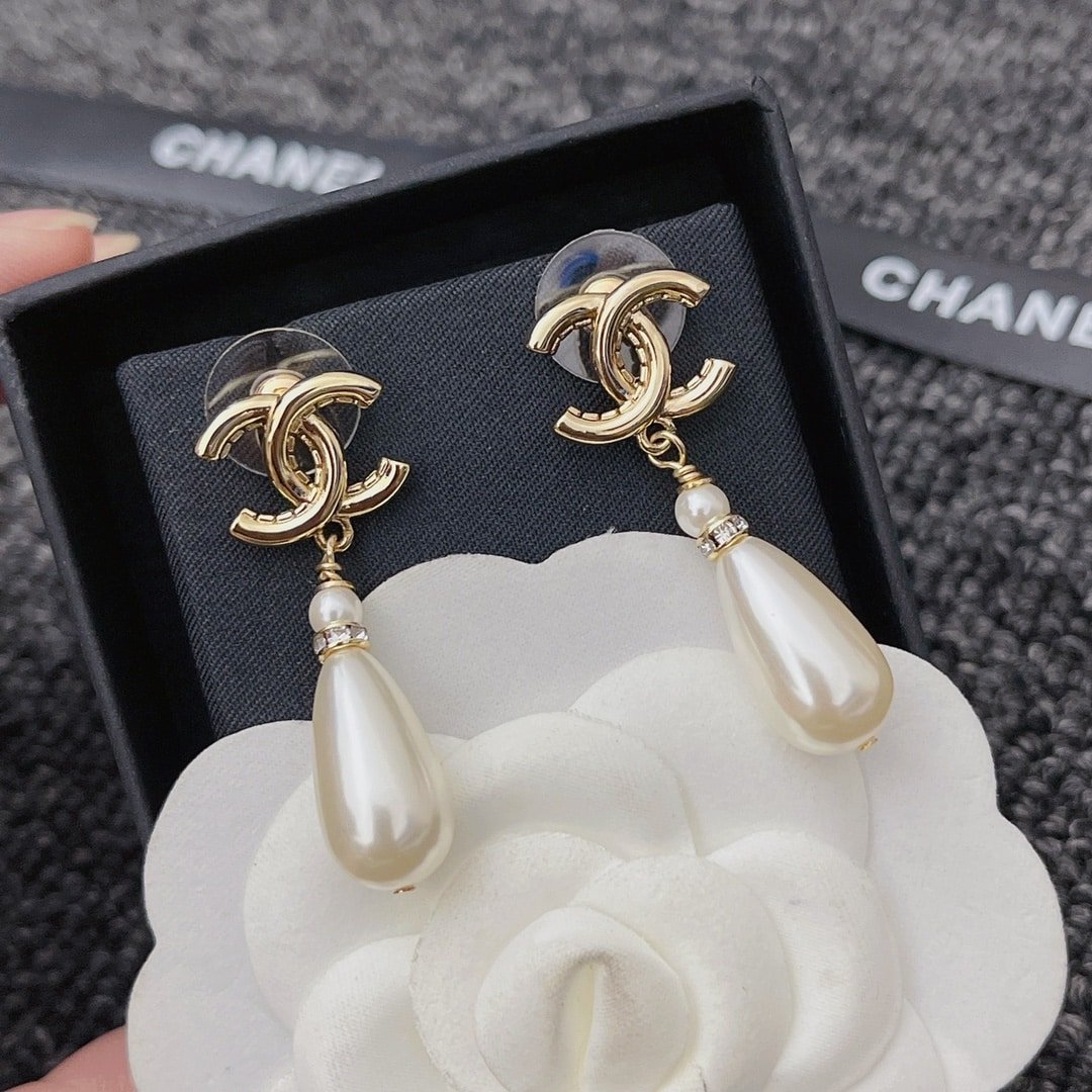 Chanel Cc Pearl Drop Earrings