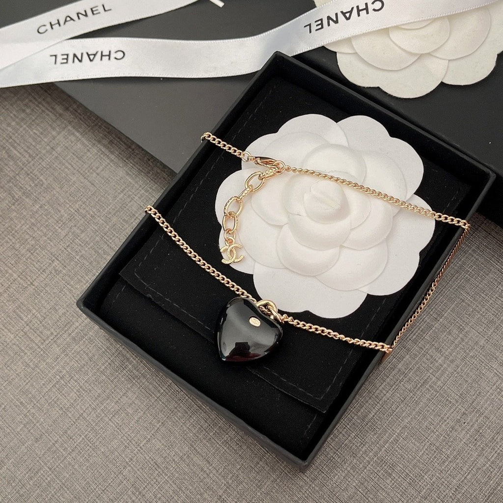 Chanel And Gold Metal Necklace Ab9463 B09327 Nk812