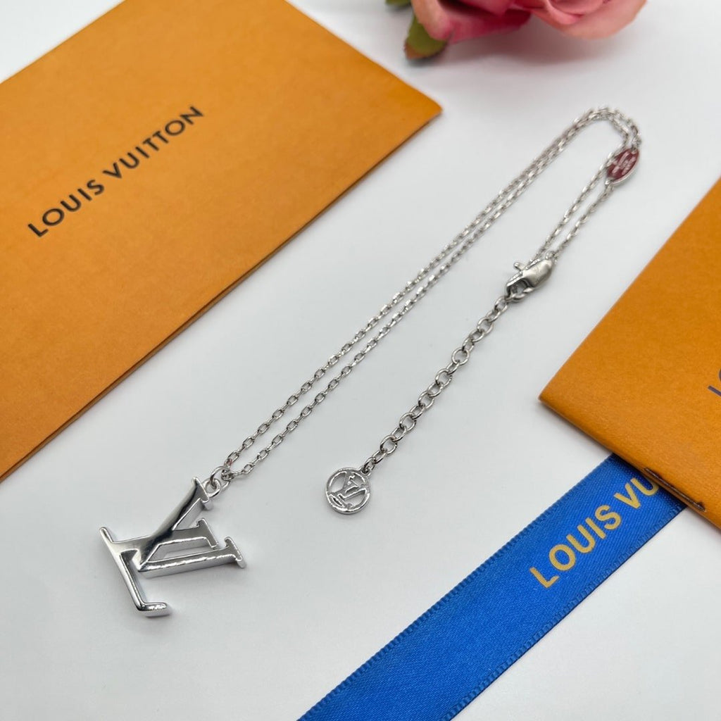 Louis Vuitton Silver Necklace II