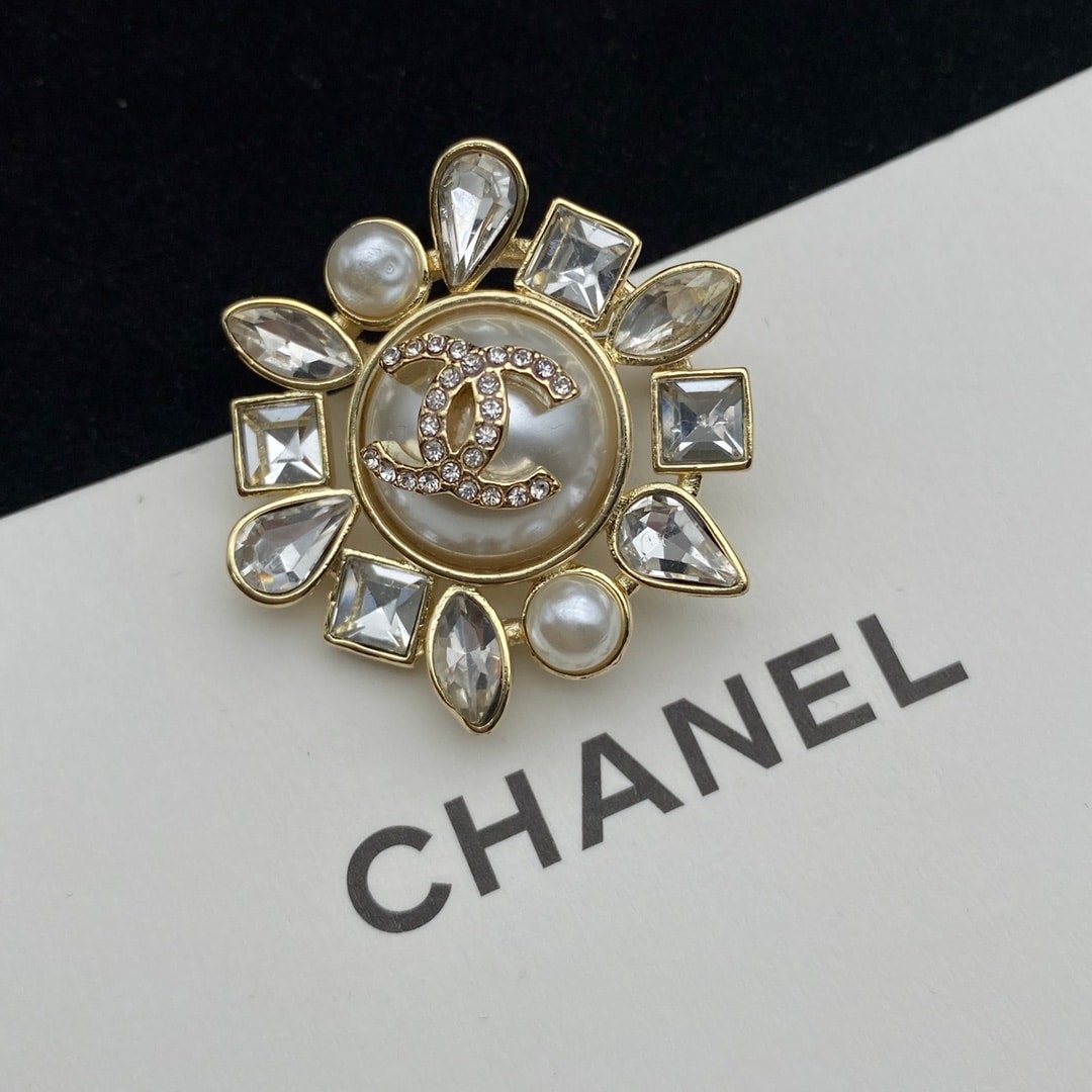 Chanel Cc Crystal Pearl Brooch