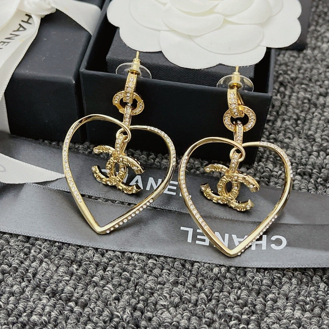 Chanel Gold Cc Logo Heart Earrings