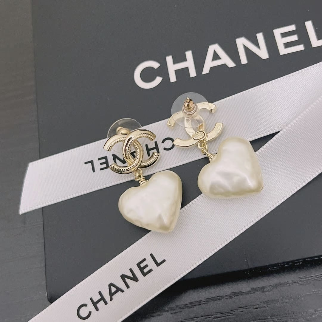 Chanel 22C Heart Pearl Pendant Cc Dangle Earrings