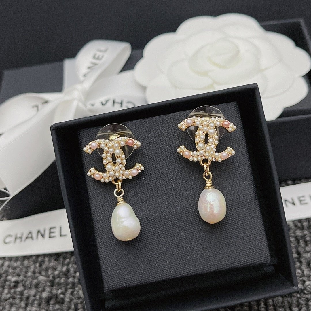 Chanel Pearls Crystal Earrings