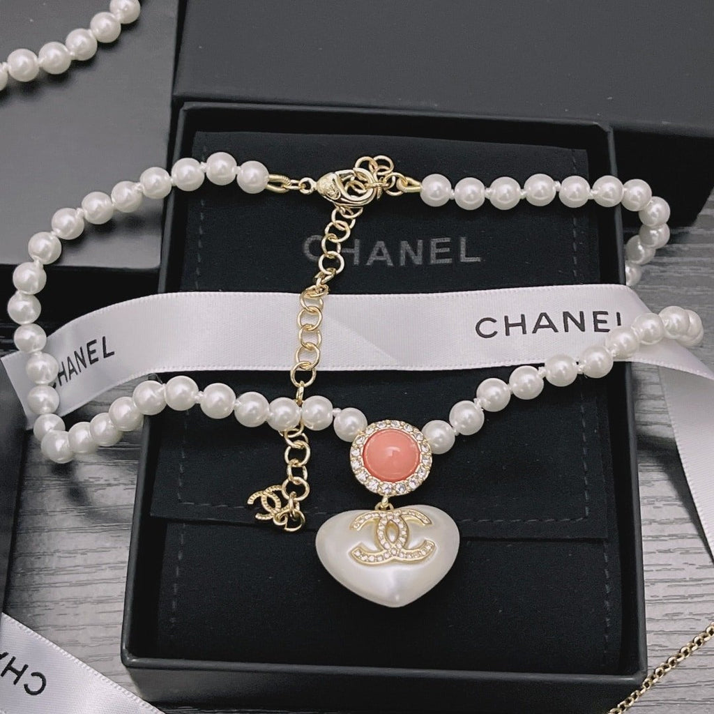 Chanel Large Heart Pearl Pink Crystal Cc Necklace