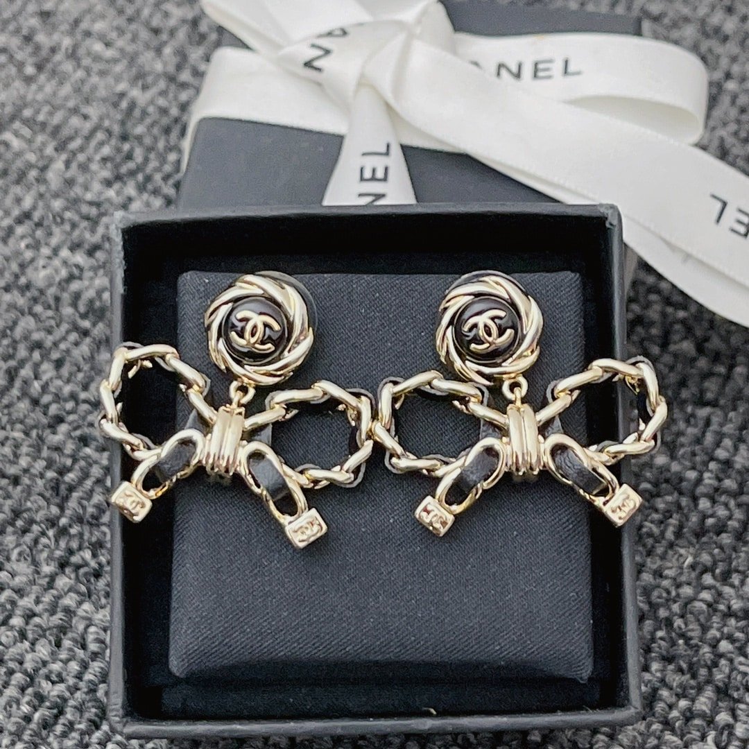 Chanel Metal Earrings Gold And Black