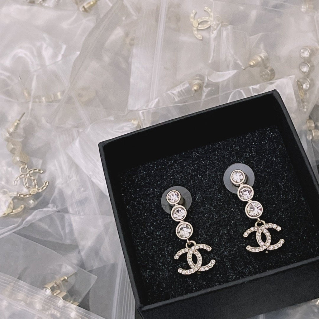 Chanel Crystal Cc Drop Earrings Gold