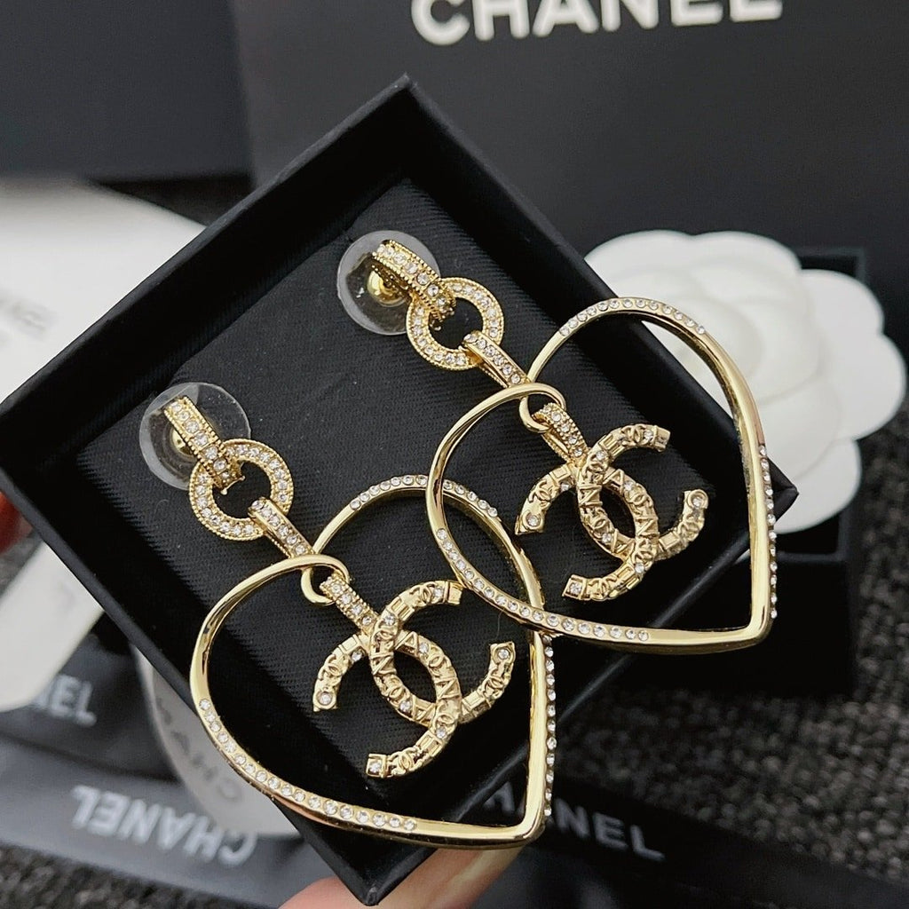 Chanel Gold Cc Logo Heart Earrings