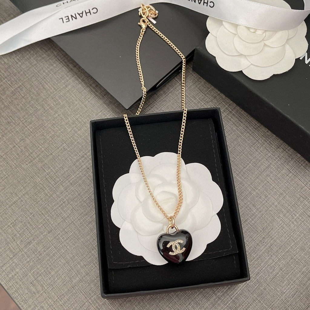 Chanel And Gold Metal Necklace Ab9463 B09327 Nk812