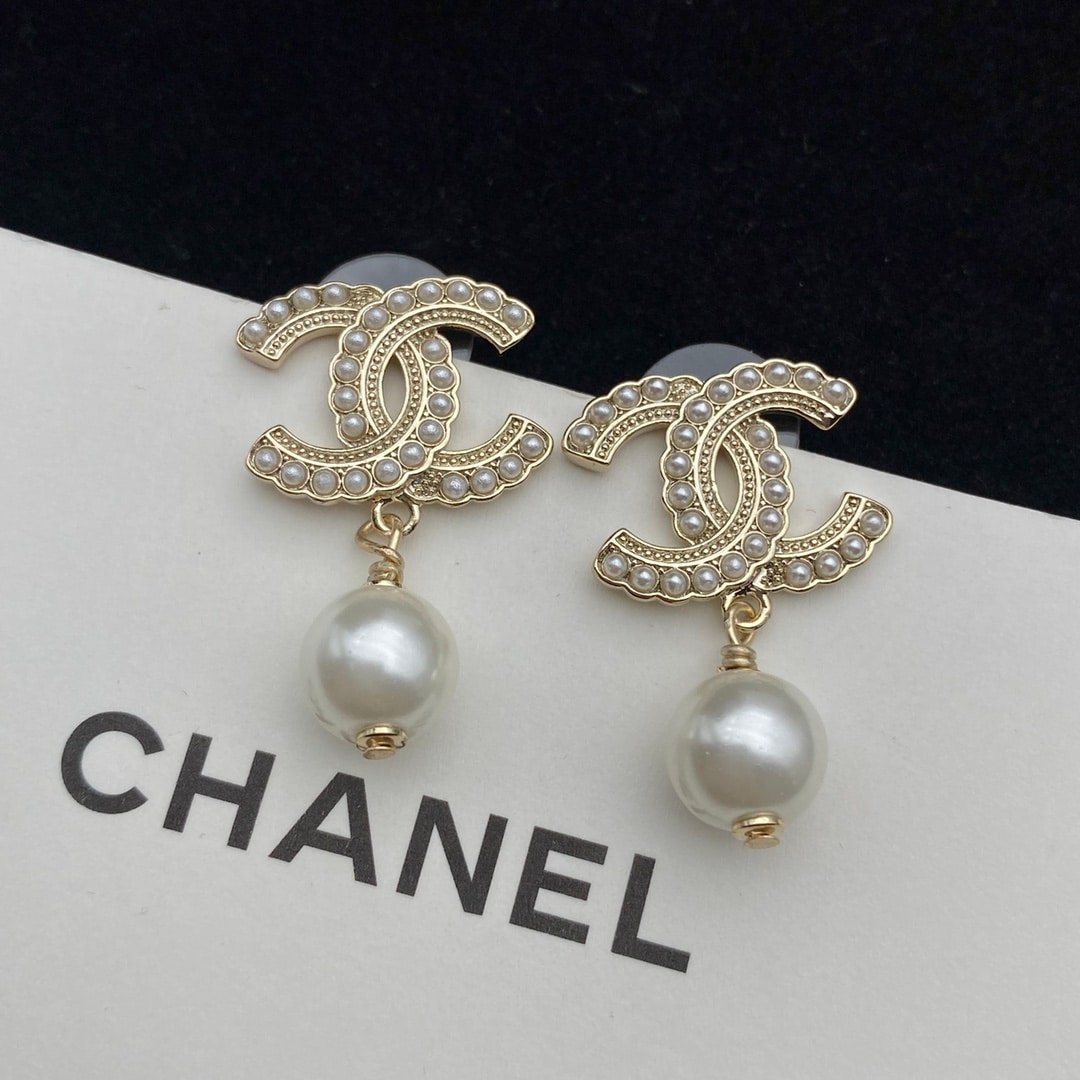 Chanel Cc Pearl Gold Earrings