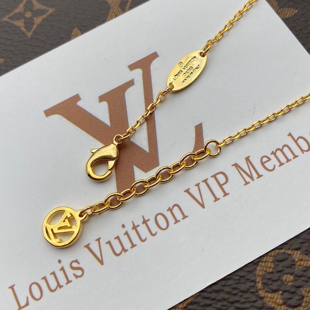 Louis Vuitton Fall In Love Bracelet M00466