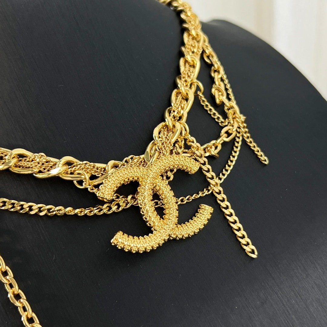 Chanel Cc Necklace Gold