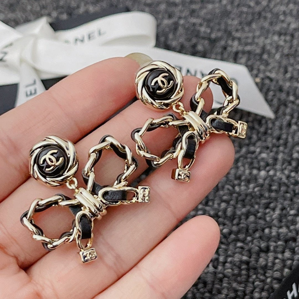 Chanel Metal Earrings Gold And Black