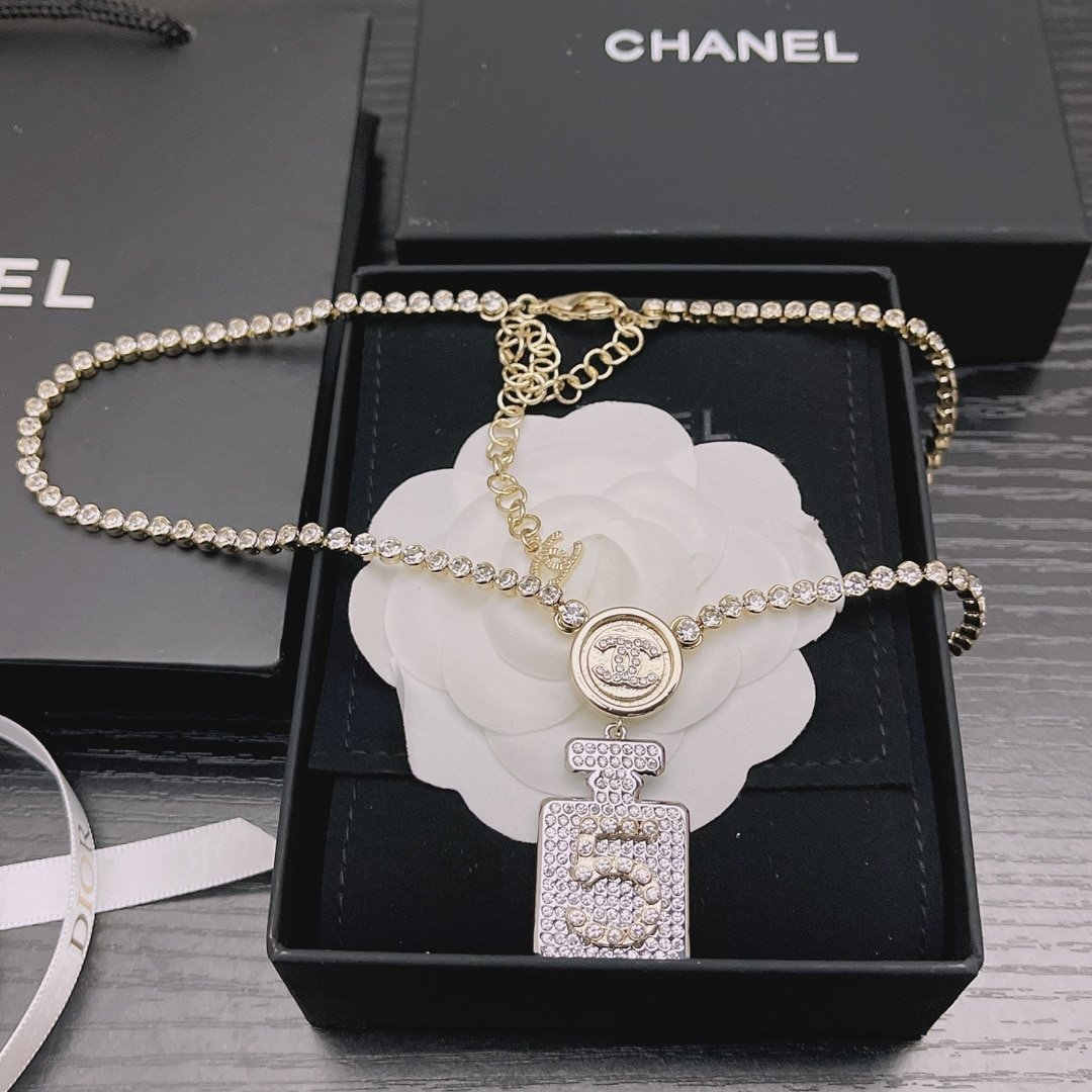 Chanel Resin Crystal Cc No 5 Perfume Bottle Necklace