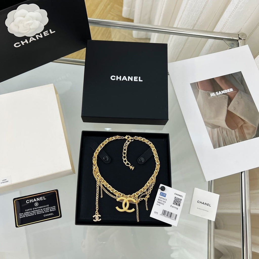 Chanel Cc Necklace Gold