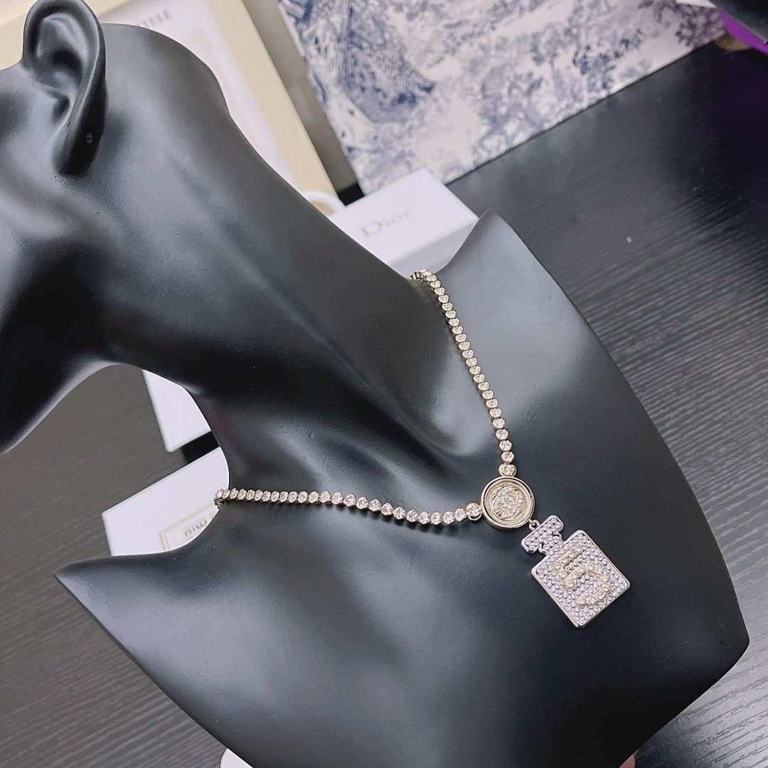 Chanel Resin Crystal Cc No 5 Perfume Bottle Necklace