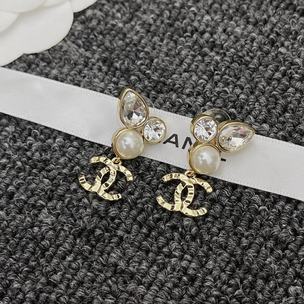 Chanel Pearl Crystal Cc Drop Earrings Gold